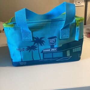 Trader Joe's mini insulated lunch bag in Sea Blue - Limited Edition Green Zipper
